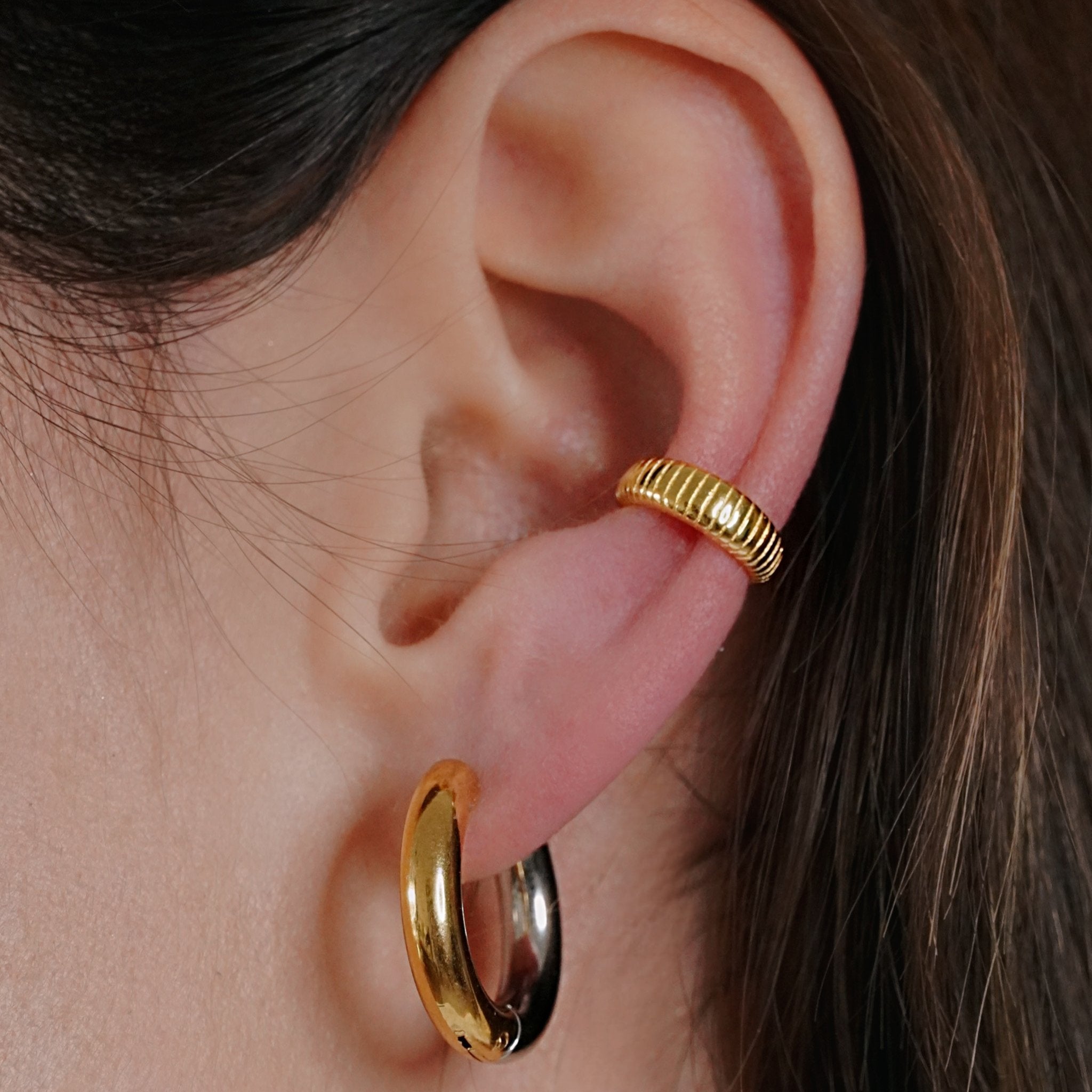 Two toned | Hoops everyday earrings - fashion earrings - unique pendants - gold and silver hoops - Jewel Your Way